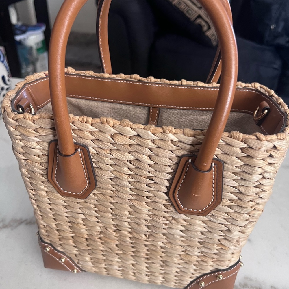 Michael Kors Malibu crossbody - Picture 3 of 4